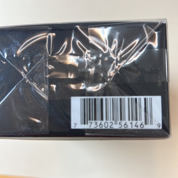 New- MAC Lip Kit Red - Picture 3 of 3